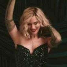 Joss Stone Shares First-Ever Holiday Album 'Merry Christmas, Love