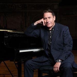 Jools Holland and His Rhythm & Blues Orchestra to Play Autumn Tour