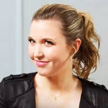 Taylor Tomlinson Returns to Netflix With Her Second Original Comedy Special LOOK AT…