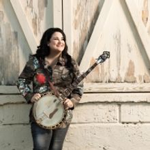 Bluegrass and Americana Artist, Lizzy Long, On Dreaming Again & Blending Bluegrass an