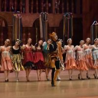 La Compañía Nacional de Danza estrenó el ballet de Romeo y Julieta con lleno total…