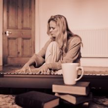 Singer/Songwriter Eve Simpson to Release Coming-of-Age Ballad 'The Strangest Company'