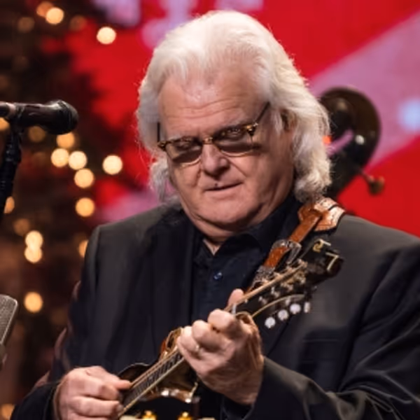 Ricky Skaggs Announces 2023 Christmas Tour Photo