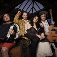 Lauren Molina and More to Star in THE ROYAL PYRATE At Waterfront Barge Museum