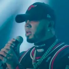 VIDEO: Anuel Performs 'No Llores Mujer' on THE LATE LATE SHOW