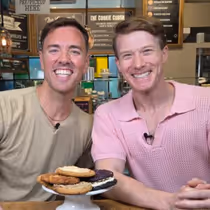 Video: OPERATION MINCEMEAT's Jeff Kready Sits Down at Schmackary's For BROADWAY SCHNACKS