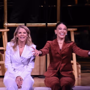 Photos: Kelli O'Hara and Sutton Foster Share the Stage with The New York Pops at…