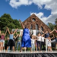 Alvin Ailey Dancers Join DANCE ON THE LAWN Festival