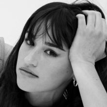 Rozzi Shares Sultry R&B Single 'Past Life' (ft. PJ Morton)