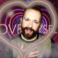 BWW Exclusive: Watch Marty Thomas Sing from THANKFUL: An Album for Jerad Bortz Video