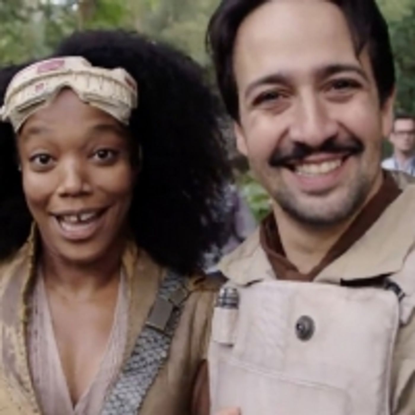 Wake Up With BWW 11/26: THE PROM Finds its Emma in Jo Ellen Pellman, and More!  Image