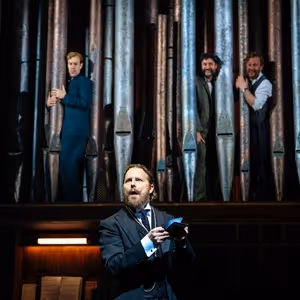 Review: TWELFTH NIGHT, Barbican Theatre