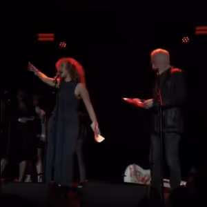 Video: Solea Pfeiffer & Patrick Page Parody FIDDLER ON THE ROOF at HADESTOWN'S 5th…