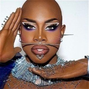 EDINBURGH 2023: Review: MONET X CHANGE: LIFE BE LIFEIN', Underbelly Bristo Square
