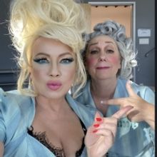 BWW Review: WOMEN BEHIND BARS BENDS OVER TO BEGUILE, BEWITCH AND BOISTEROUSLY BEDAZZL