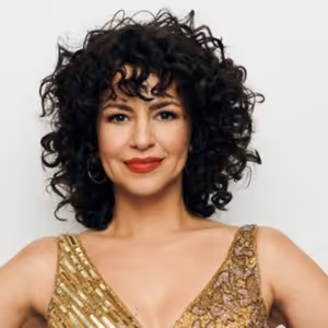 Interview: Mandy Gonzalez of LIT! A FESTIVE HOLIDAY MIX at Sheldon Theatre