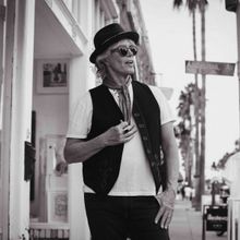 Brian Ray Releases New Single 'When The Earth Was Round'