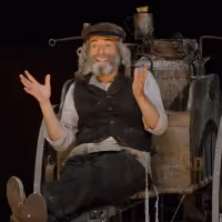 VIDEO: First Look at Lyric Opera of Chicago's FIDDLER ON THE ROOF with Steven…