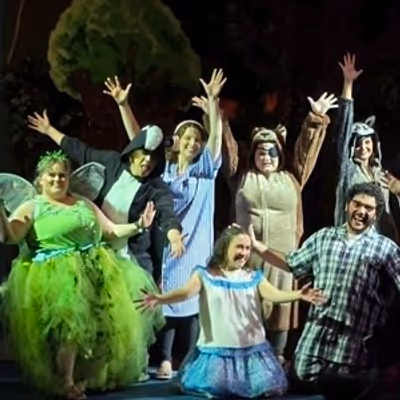 Review: PETER PAN GOES WRONG at Searcy Summer Dinner Theatre