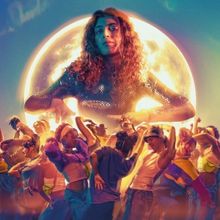 Royal Exchange Chief Executive Resigns Following Censorship Concerns