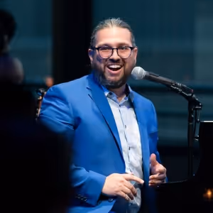 Jaime Lozano to Celebrate Christmas At Lincoln Center With Special Guests Krystina…