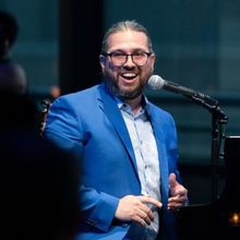 Jaime Lozano to Celebrate Christmas At Lincoln Center With Special Guests Krystina Al