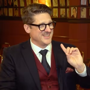 Video: Christopher Sieber Is Finding Joy in Playing DEATH BECOMES HER's 'Boring'…