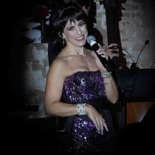Photos: Dawn Derow Tributes Eydie Gormè at Cafe Centro