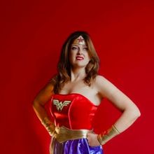 EDINBURGH 2023: Review: SUSAN RIDDELL: WONDER WOMAN, Gilded Balloon