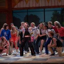 Review: MEAN GIRLS at BECK CENTER