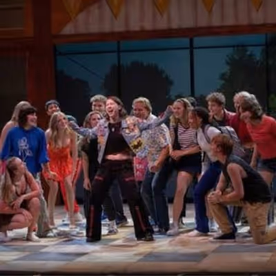 Review: MEAN GIRLS at BECK CENTER