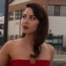 VIDEO: Jason Statham & Aubrey Plaza in OPERATION FORTUNE Trailer