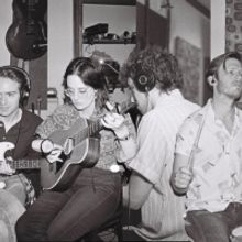 Neighbor Lady Reveal 'Taking U 4 a Ride' Off Forthcoming LP 'for the Birds'