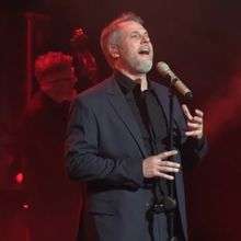 TV: Gerónimo Rauch versiona a Elton John en ‘Ya No Hay Forma de Pedir Perdón’