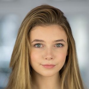 Interview: 'The More I Learn About Him, The More Extraordinary I Find Him': Actor Eleanor Worthington-Cox on The Story of Brian Epstein & The Beatles in PLEASE PLEASE ME