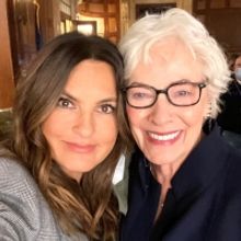 BWW Exclusive: Betty Buckley Guest Stars in New LAW & ORDER: SVU Episode