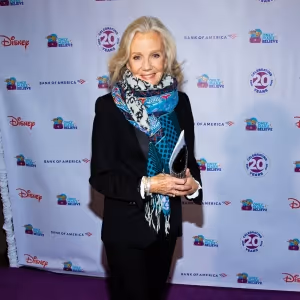 Video: See Hayley Mills in the Trailer for M. Night Shayamalan's TRAP