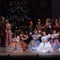BWW Review: GEORGE BALANCHINE'S THE NUTCRACKER by NYCB is an Exquisite Experience…