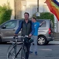 VIDEO: Opera Singer Edgaras Montvidas and Celebrity Guests Perform on London Streets…