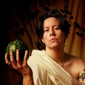Review: CHLOE PETTS: BIG NATURALS, Soho Theatre