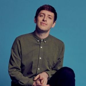 Meet the Cast of ALEX EDELMAN: JUST FOR US, Beginning Previews on Broadway Tonight!