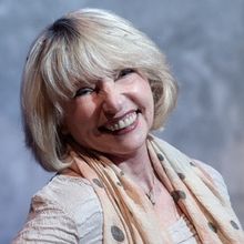 Semina DeLaurentis Returns to Star in NUNSENSE at Legacy Theatre