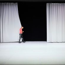 REVIEW: The Festival d'Avignon Presents BÂTIR By Salim Djaferi and Clément Papachri