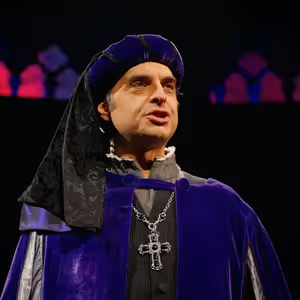 Video: Hale Centre Theatre's THE HUNCHBACK OF NOTRE DAME