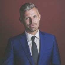 Ring In The New Year At The Den Theatre With Des Bishop