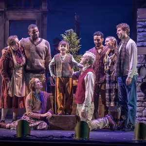 Review: DOLLY PARTON'S SMOKY MOUNTAIN CHRISTMAS CAROL at Reynolds Performance Hall