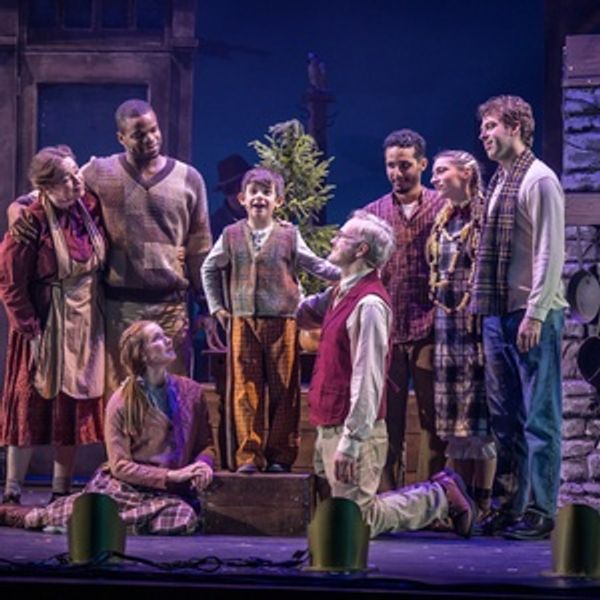 Review: DOLLY PARTON'S SMOKY MOUNTAIN CHRISTMAS CAROL at Reynolds Performance Hall Photo