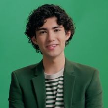 Video: Meet The Stars of The New PETER PAN National Tour