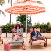 Photo Flash: THE MARVELOUS MRS. MAISEL Heads to Miami in First Look Photo