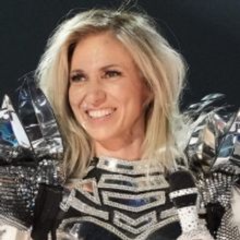 Interview: Debbie Gibson Reveals How Broadway Prepared Her For THE MASKED SINGER